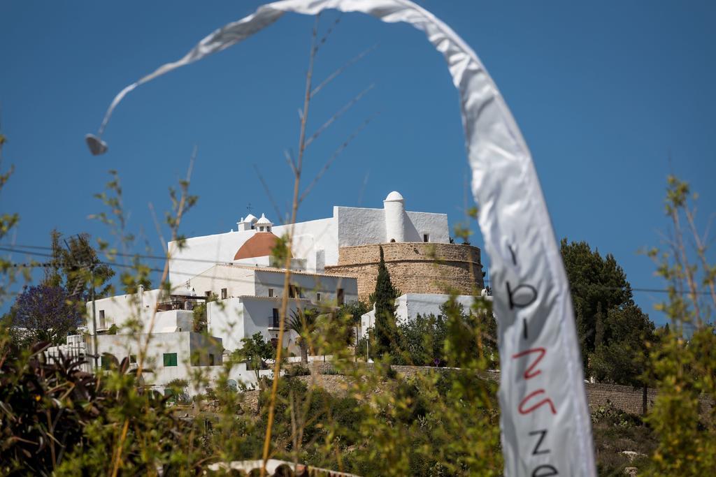 Ibizazen Hotel Santa Eularia des Riu Exterior photo
