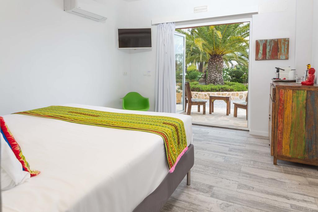 Ibizazen Hotel Santa Eularia des Riu Exterior photo