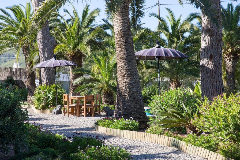 Ibizazen Hotel Santa Eularia des Riu Exterior photo